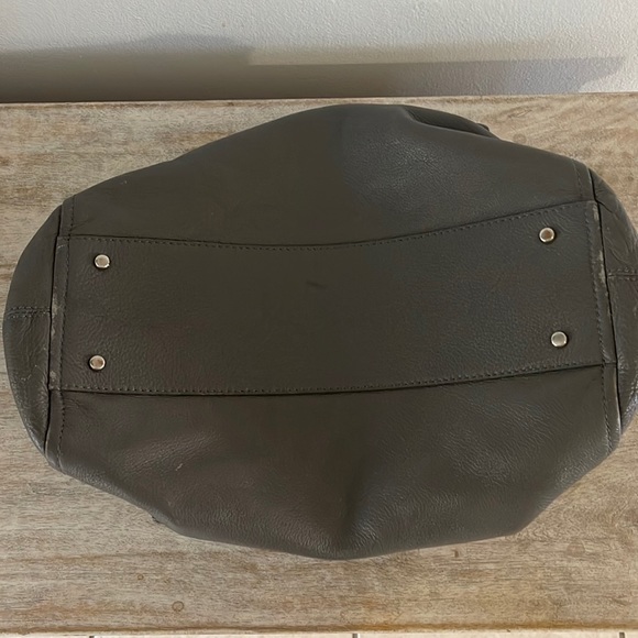 KATE SPADE New York“Cobble Hill Leslie” Satchel in storm grey - Picture 9 of 11